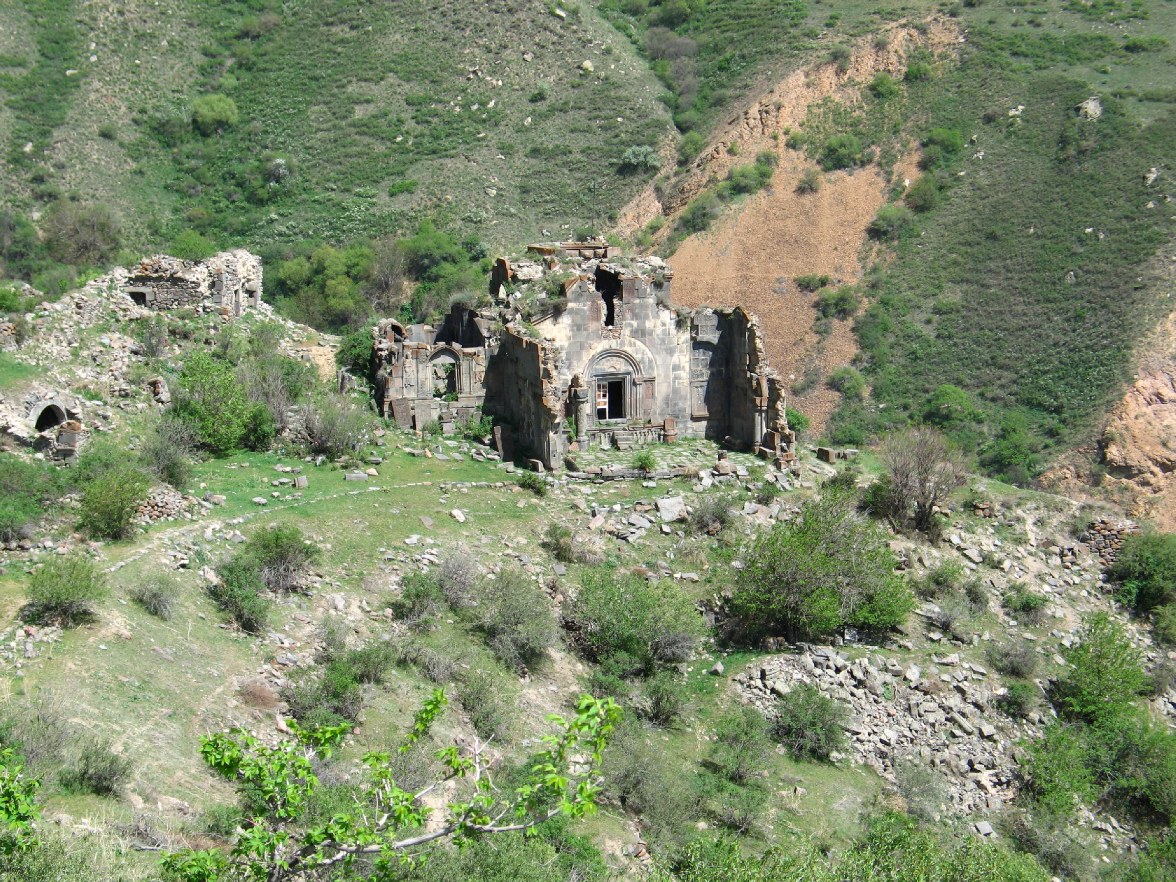 Garni-Khosrov Forest-Aghjots Monastery